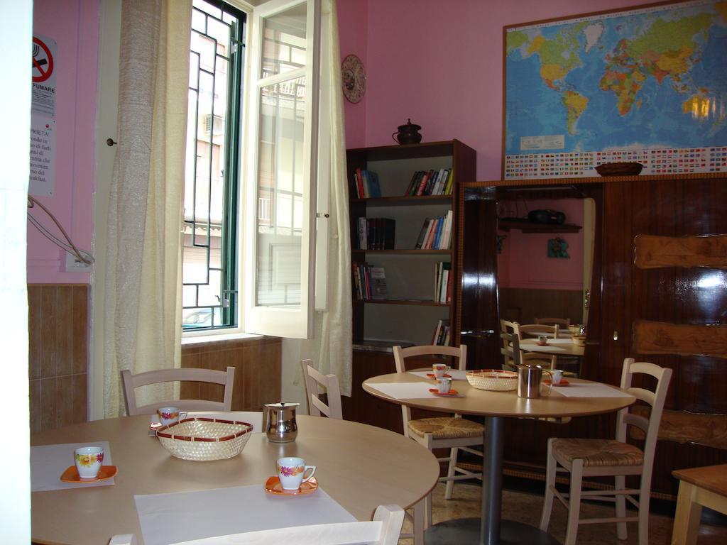 La Maison Des Livres Reggio di Calabria Dış mekan fotoğraf